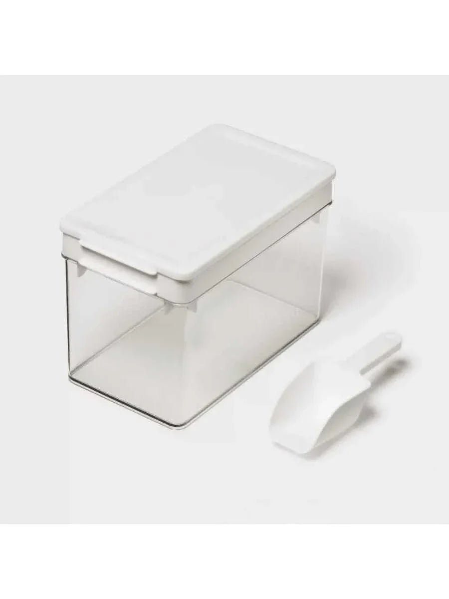 Ice Cube Tray with Lid & Scoop