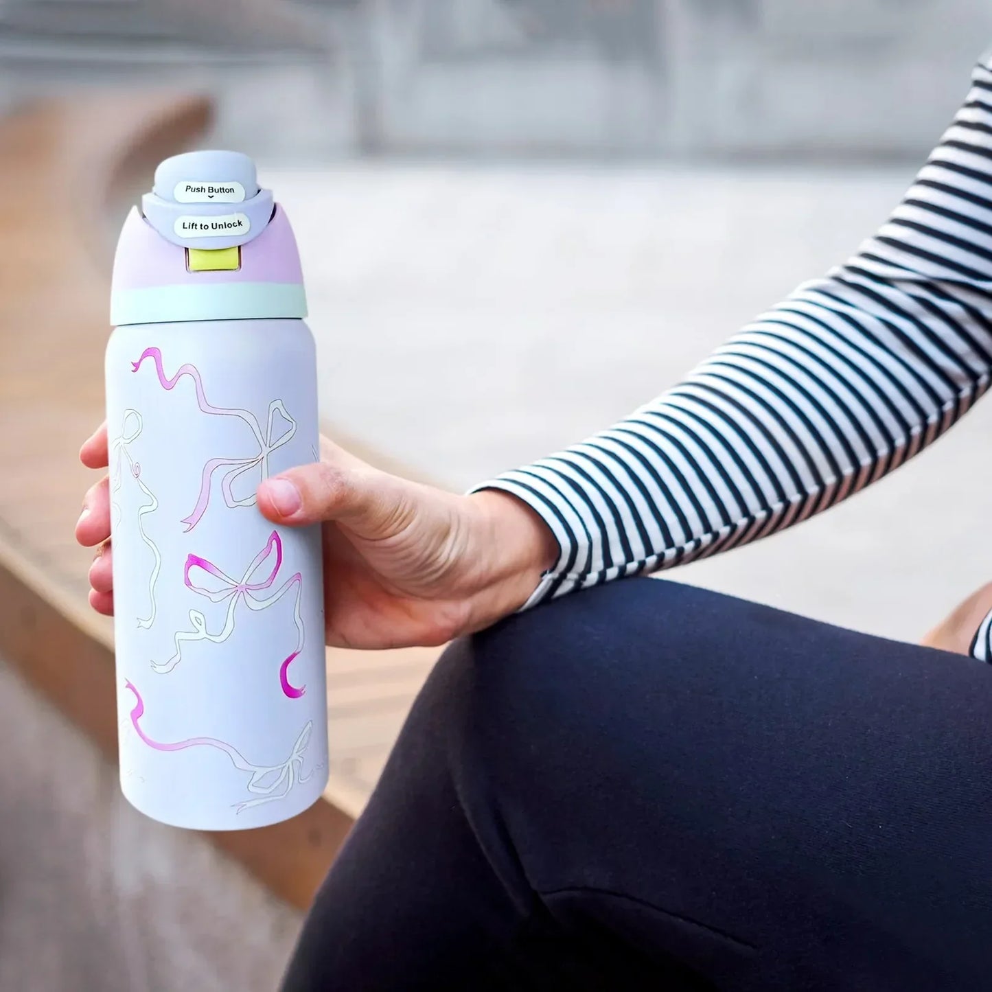 Owala Insulated Sports Water Bottle - 32 OZ