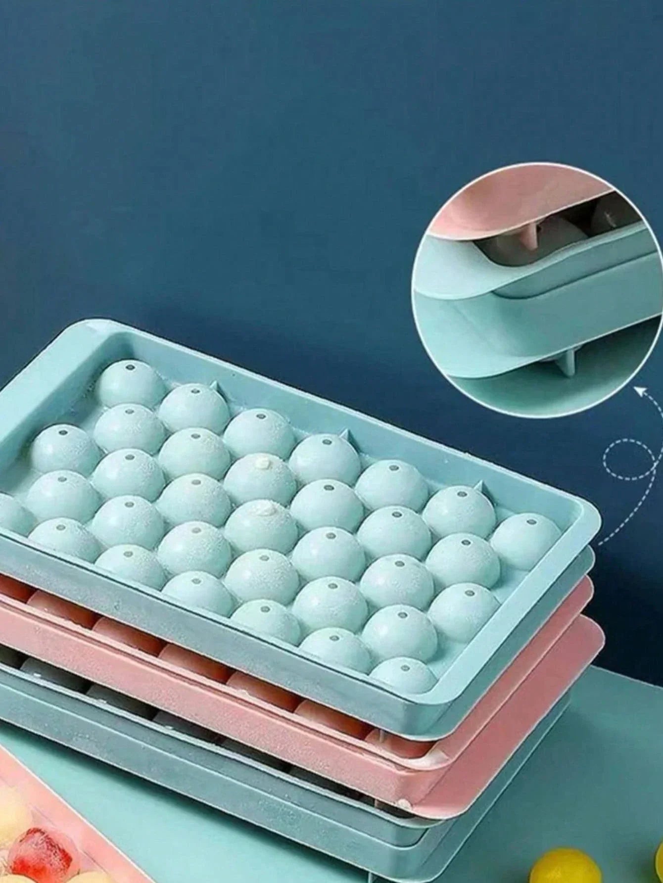 33-Grid Plastic Ice Tray with Lid