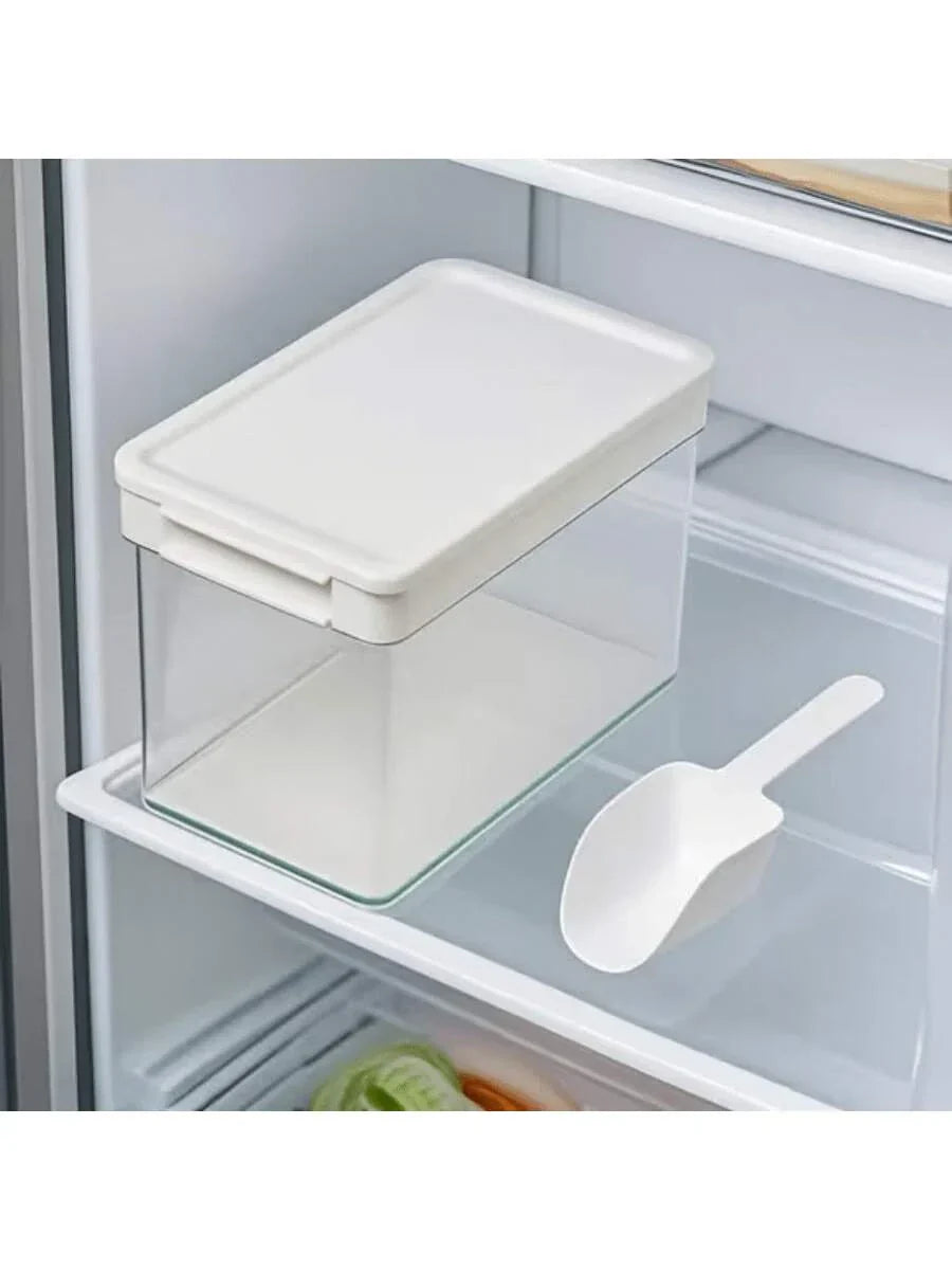 Ice Cube Tray with Lid & Scoop