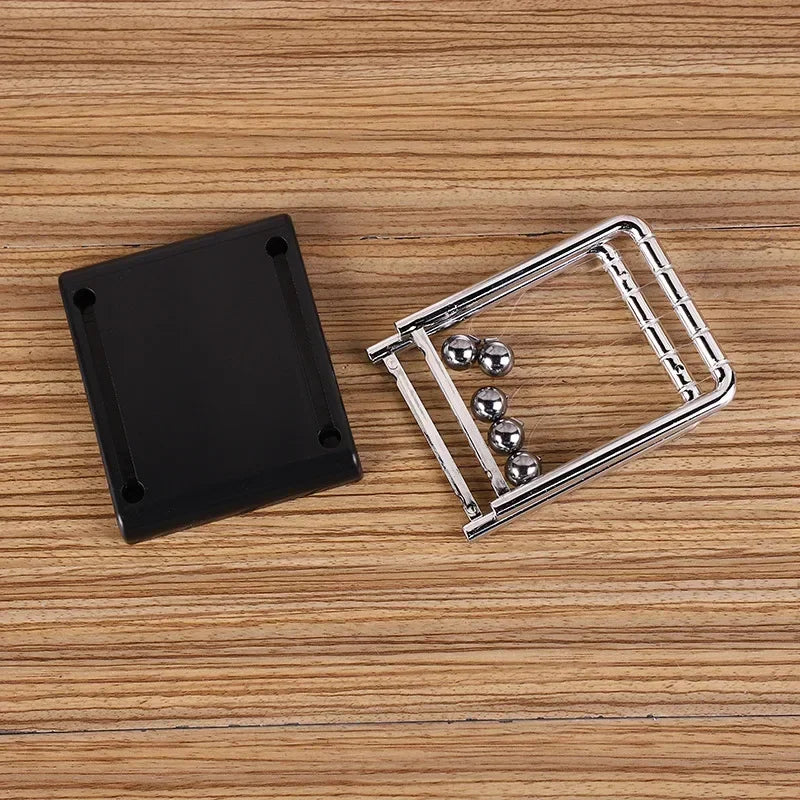 Newton’s Cradle Desk Toy Ornament