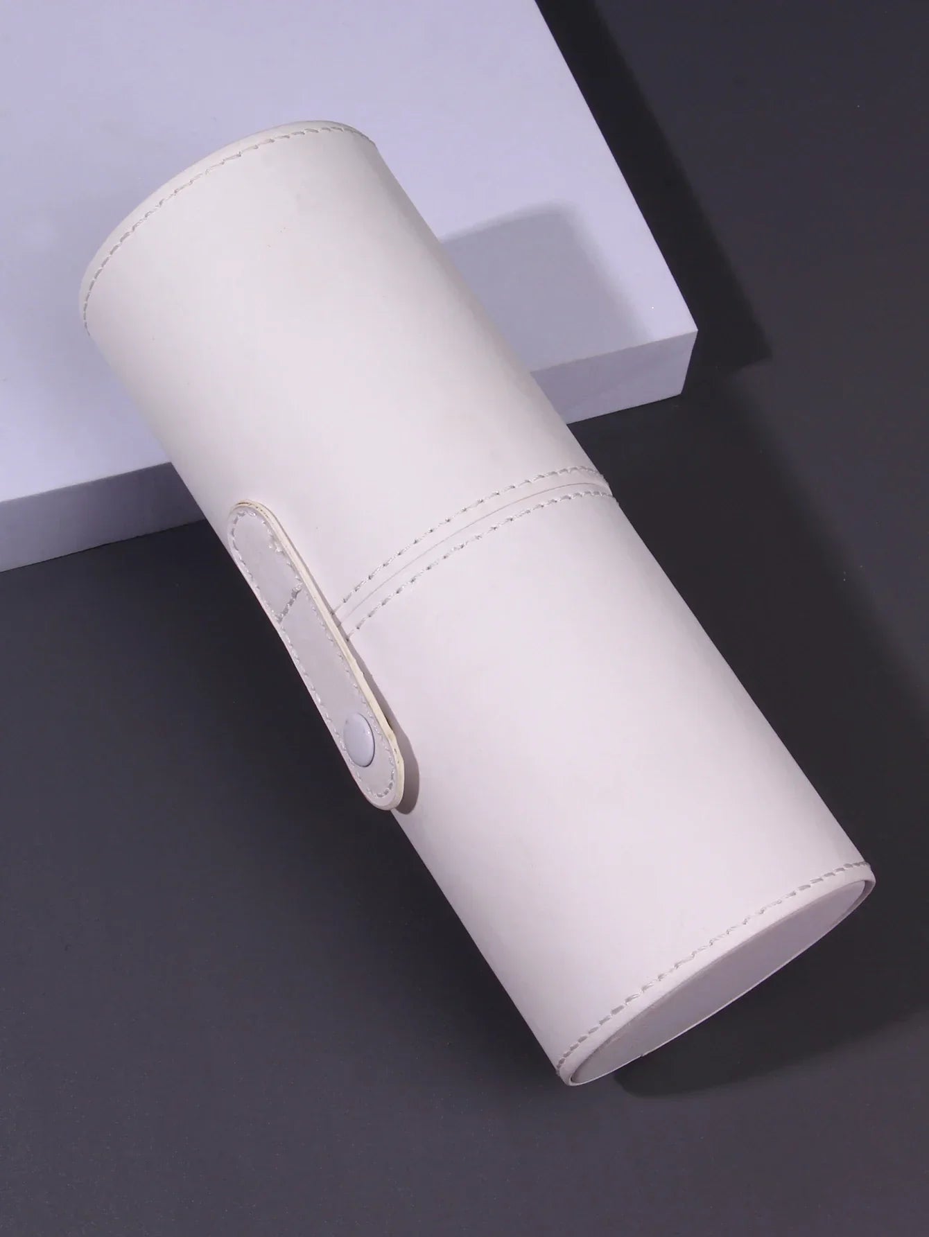 Portable Dustproof Makeup Brush Bucket