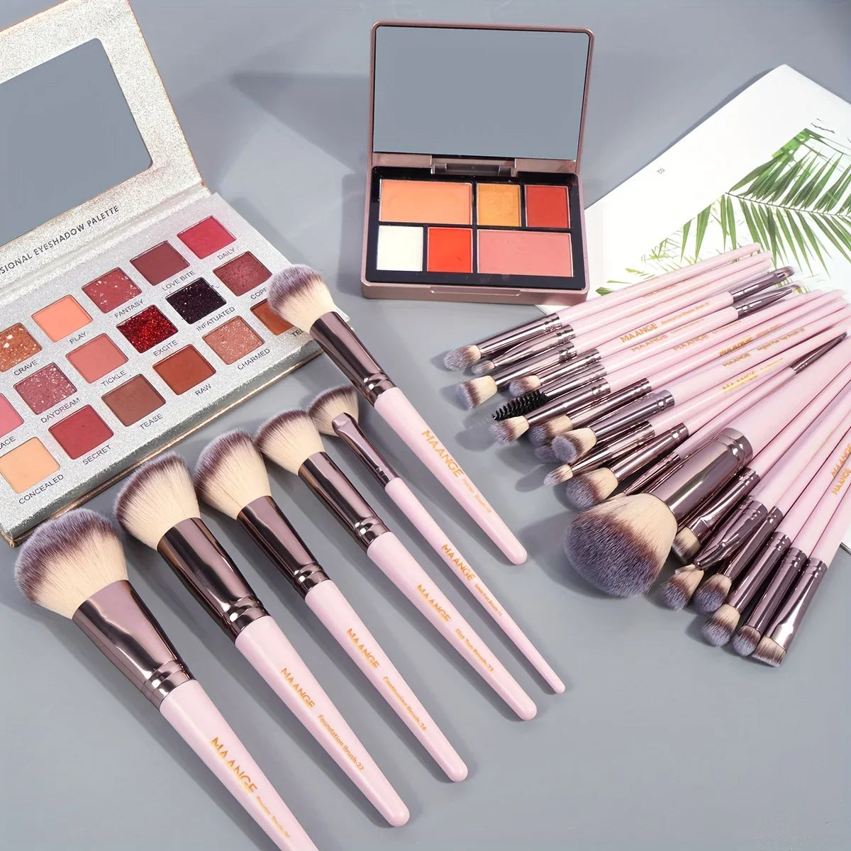 MAANGE 30PCS Makeup Brush Set