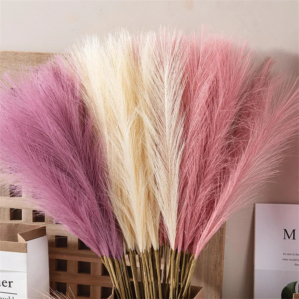 Fluffy Pampas Grass Décor