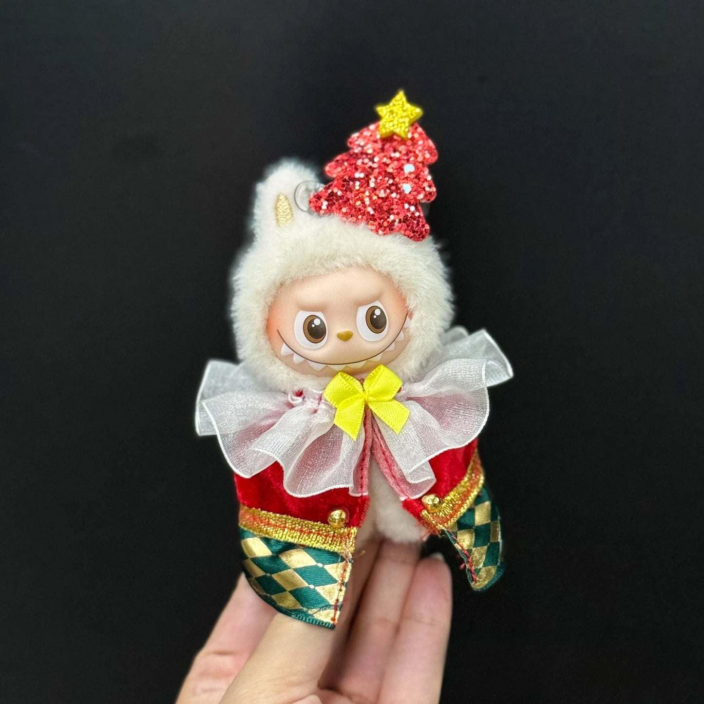 Mini Labubu V4 Christmas Outfit