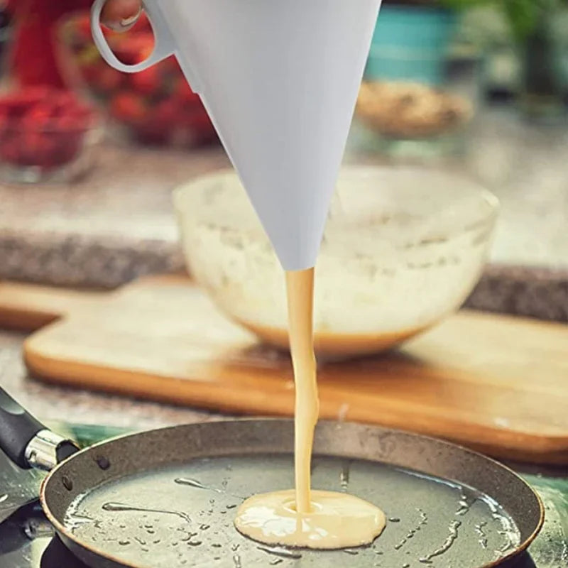 Adjustable Handheld Baking Funnel