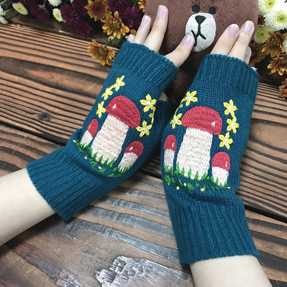 Women’s Knitted Mushroom Gloves
