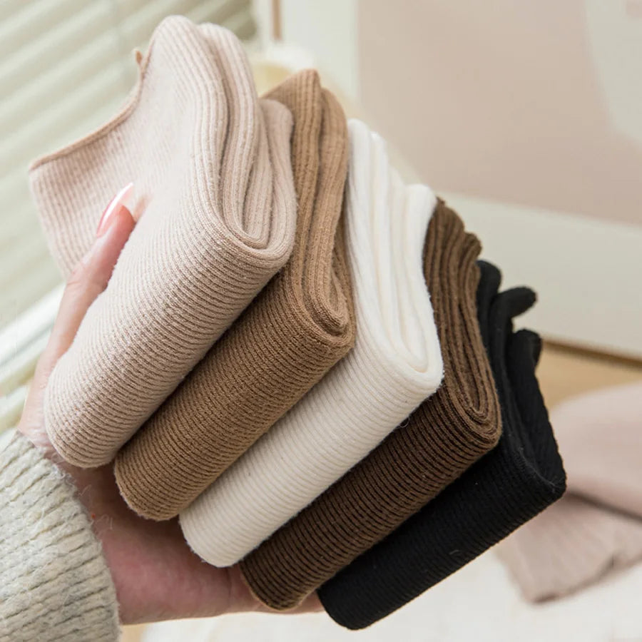 Women’s Thick Fuzzy Snow Socks