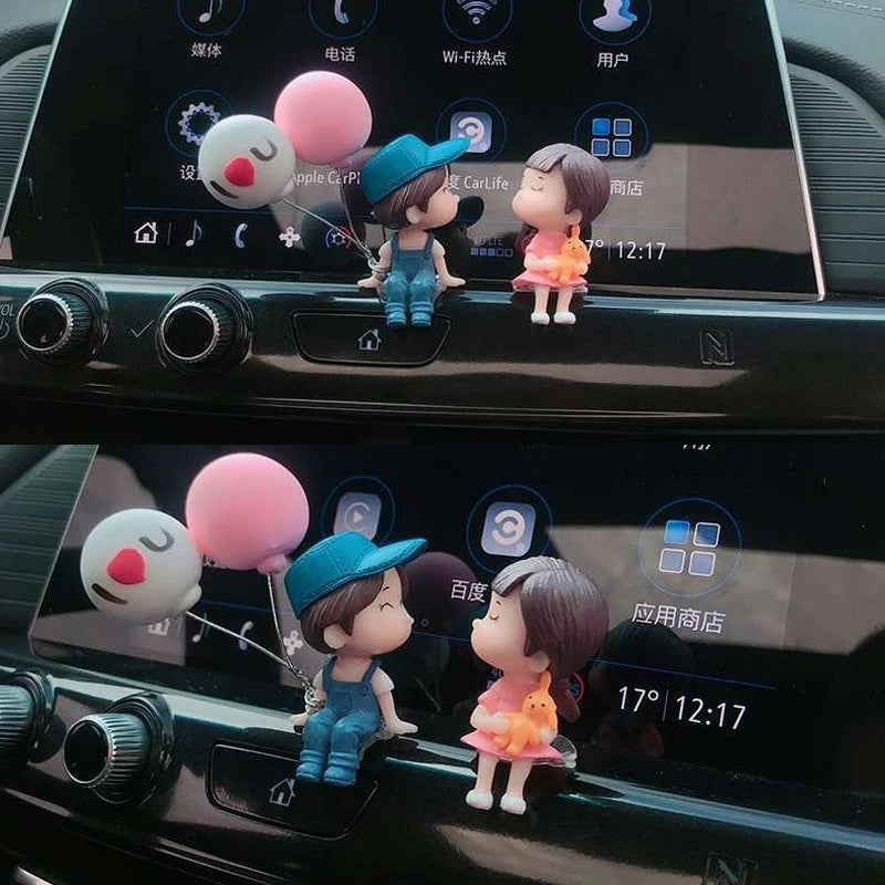 Cute Cartoon Couples Car Figurines