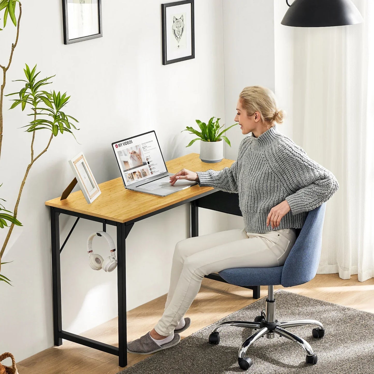 Modern Compact Computer Desk