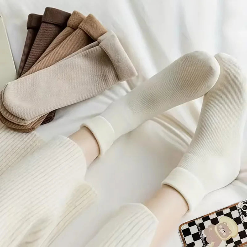 Women’s Thick Fuzzy Snow Socks