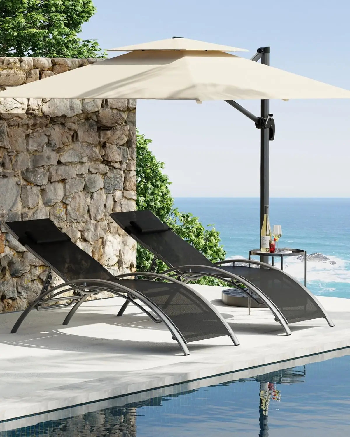 Set of 2 Outdoor Chaise Lounges