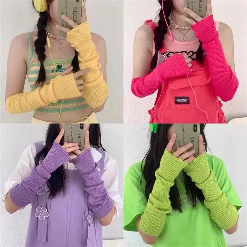 Women’s Knitted Arm Warmers