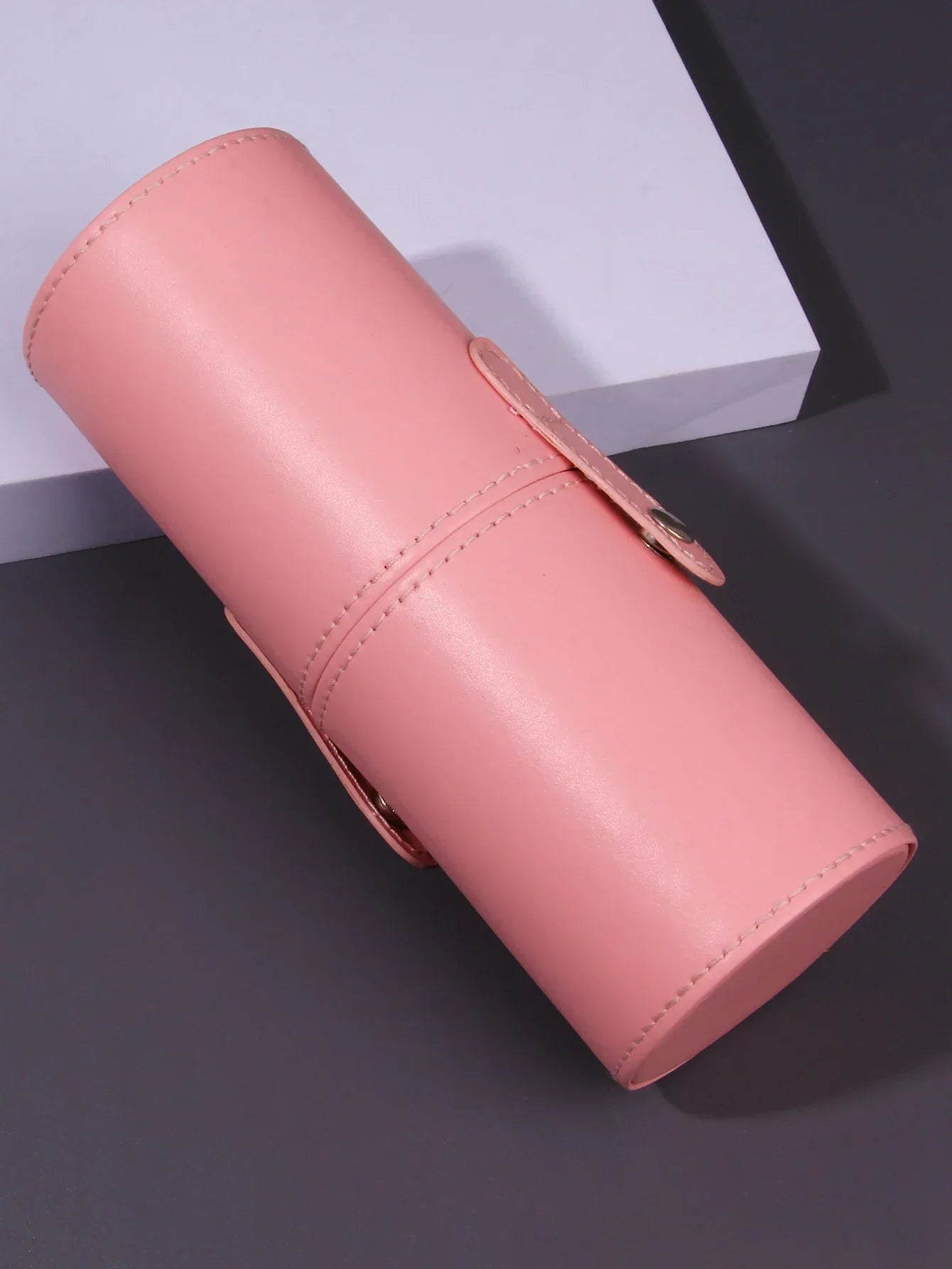 Portable Dustproof Makeup Brush Bucket