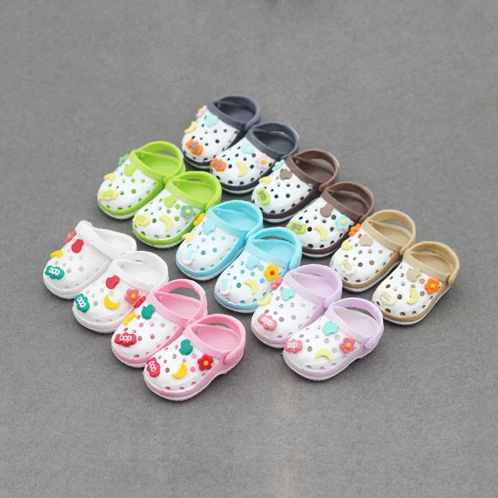 POP MART Labubu Doll 3.0 Slipper Shoes – 17cm Accessory Set