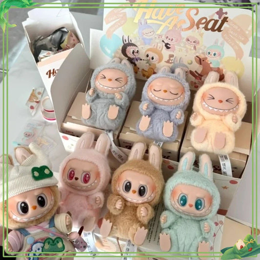 Lafufu V2 Sitting Party Box