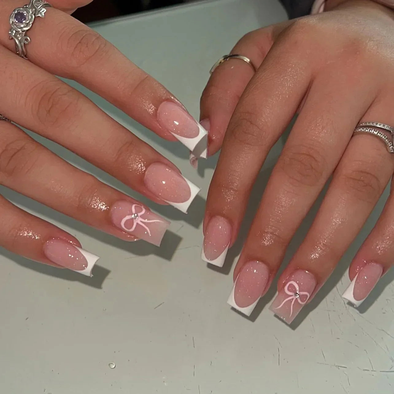 24Pcs Cute Bow Press-On Nails