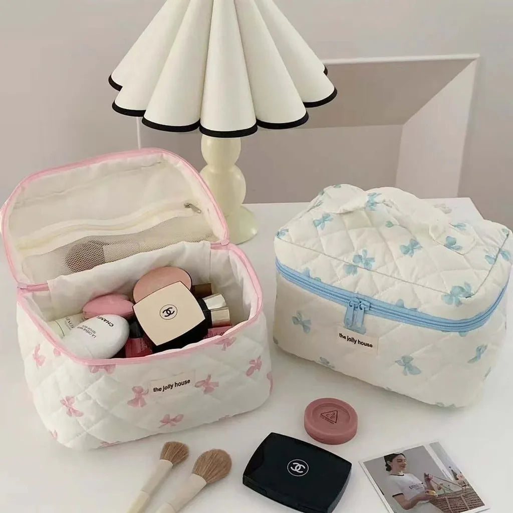 Portable Waterproof Makeup Organizer