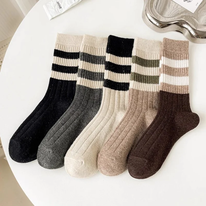 Women’s Striped Knitted Socks