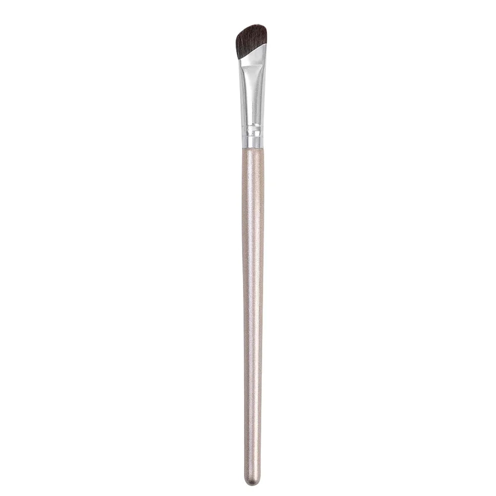 Angled Eyeshadow and Contour Brush