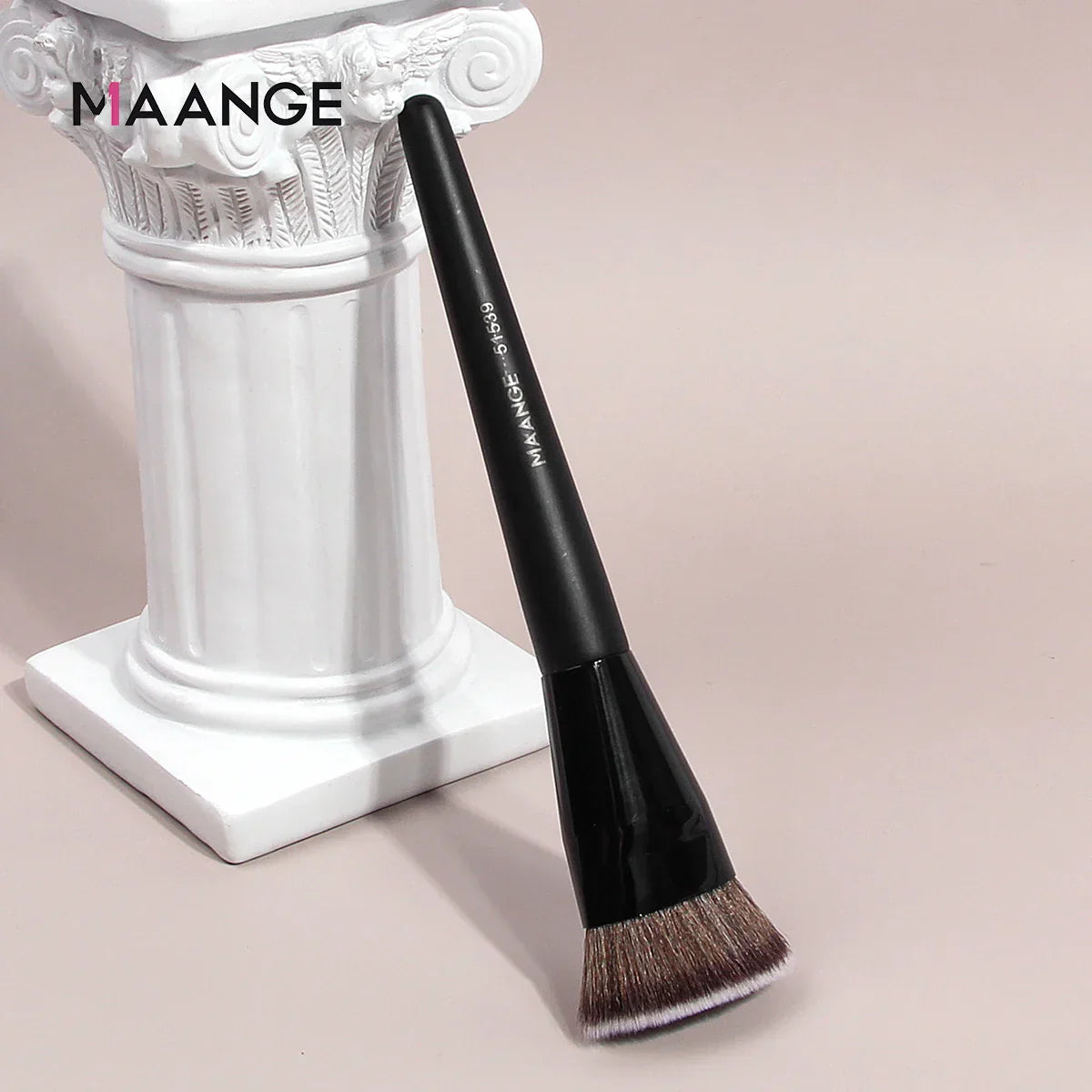 MAANGE Flat Round Foundation Brush