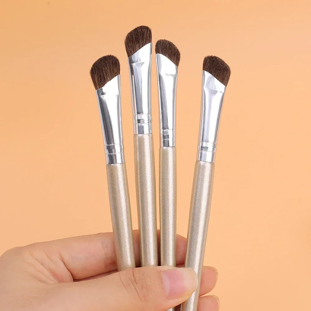 Angled Eyeshadow and Contour Brush