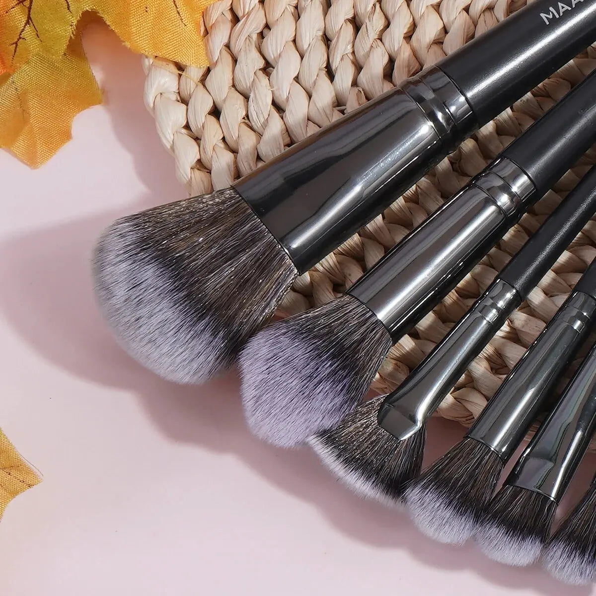 MAANGE 20PCS Pro Brush Set with Box