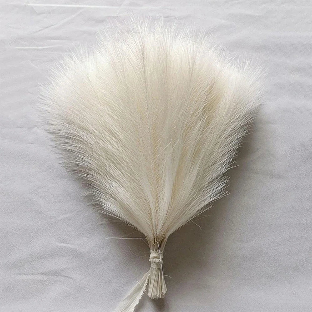 Fluffy Pampas Grass Décor