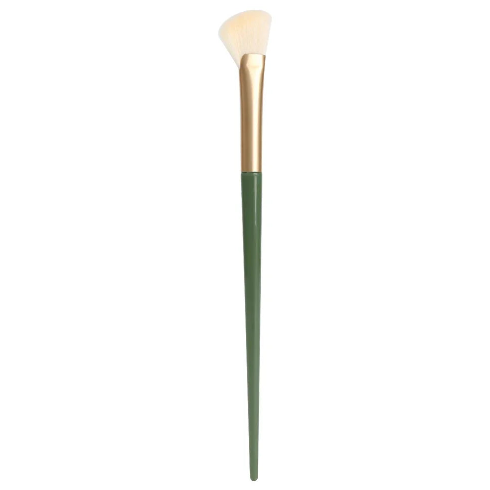 Angled Eyeshadow and Contour Brush