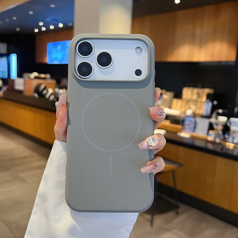 Luxury Silicone iPhone 17 Case